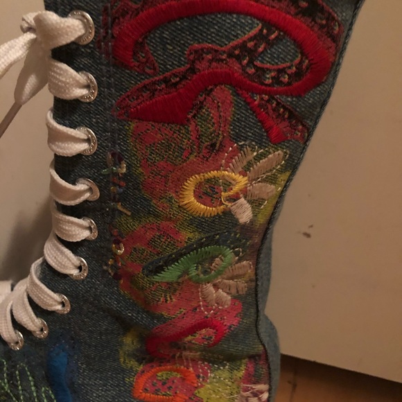 Replay & Sons Embroidered Denim Low Boot - NWOT - Picture 2 of 7